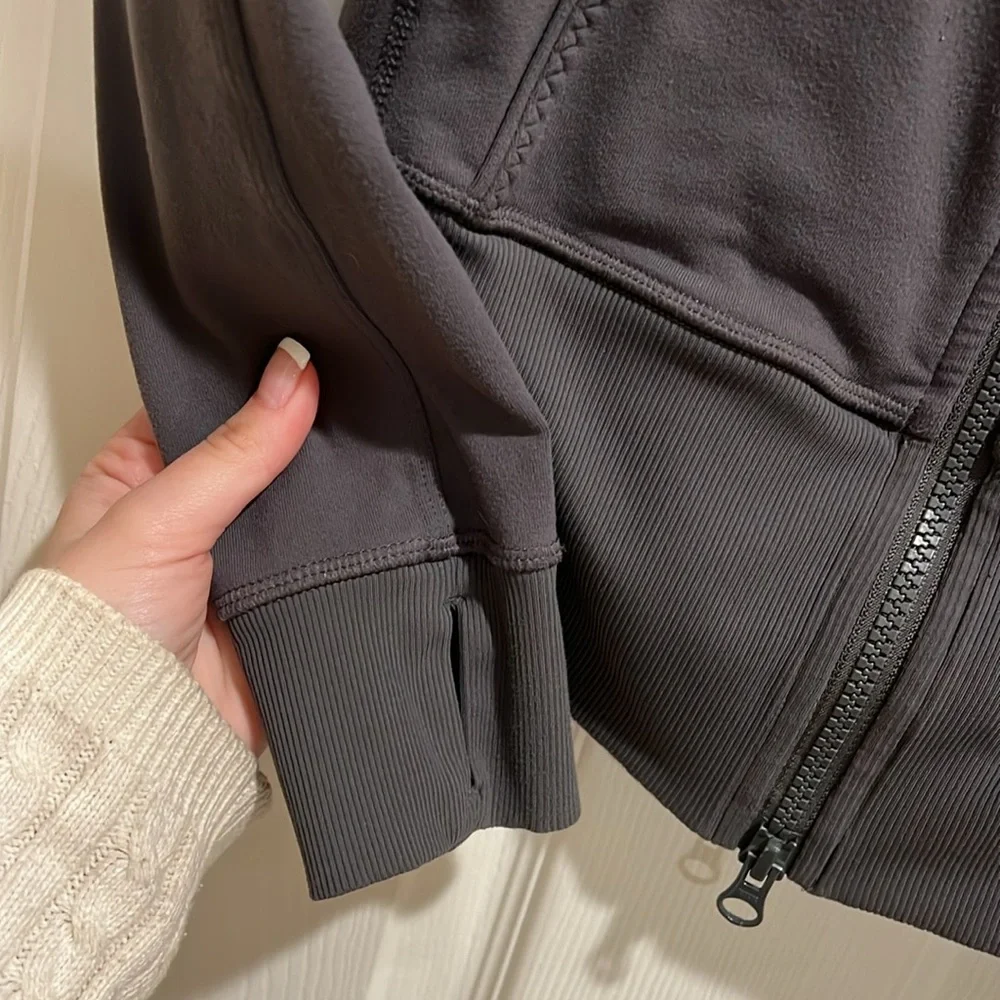 Lululemon Jacket - Picture 3 of 6